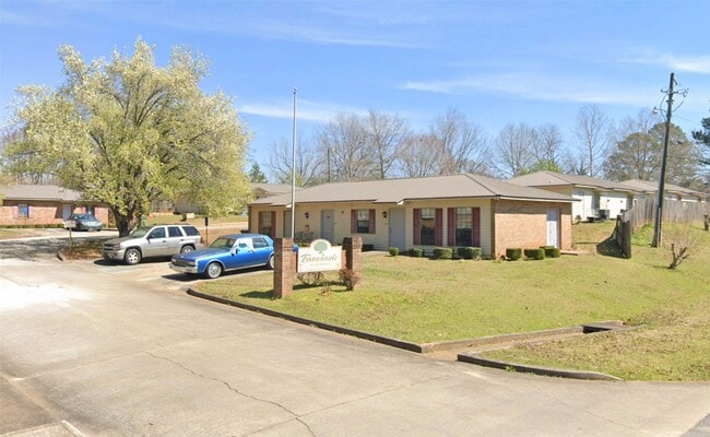 Building Photo - 756 Randolph Ave