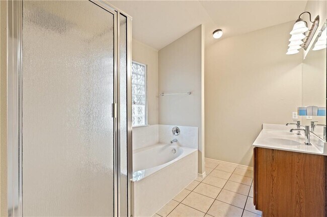 Building Photo - 2605 Butler Way