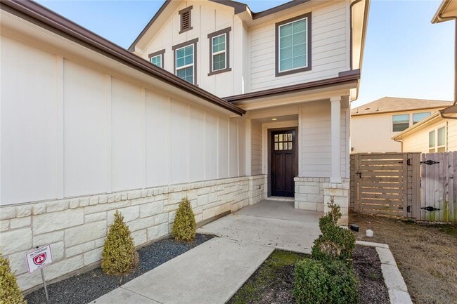 Building Photo - 9109 Moonstone Dr