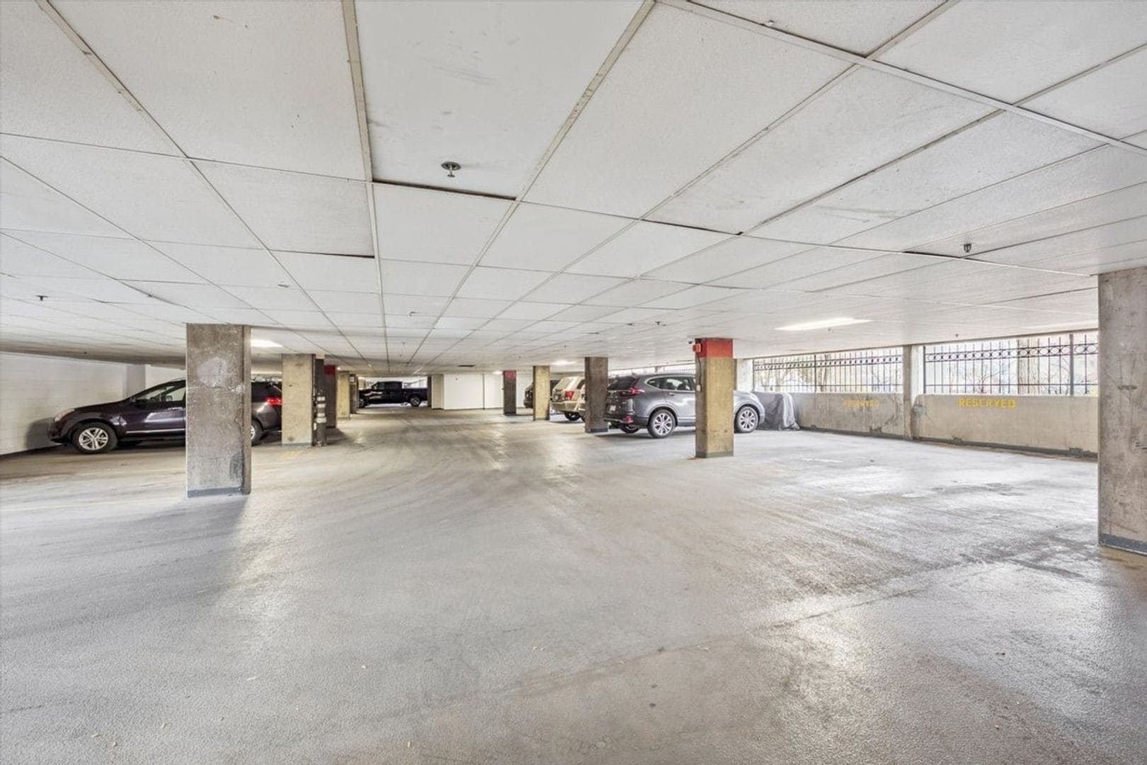 Building Photo - 601 W 11th Ave