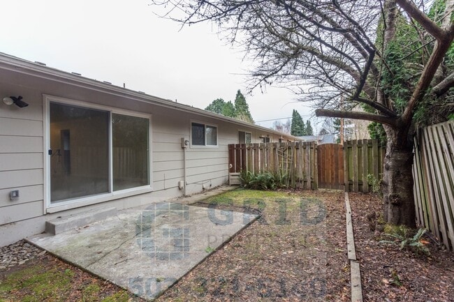 Building Photo - GPM475 - SE Woodward St (T1)