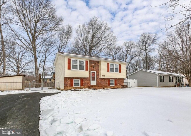 Building Photo - 515 Pleasants Dr