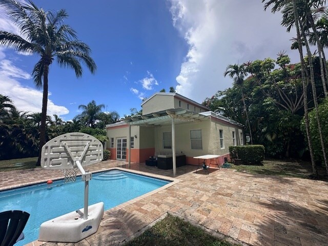 Building Photo - 6740 SW 52nd St