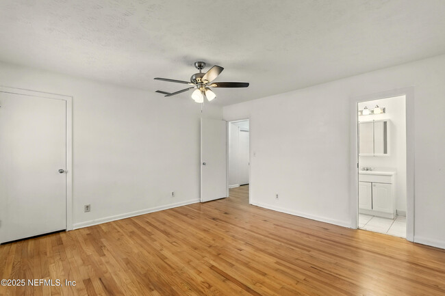 Building Photo - 3144 Belden St