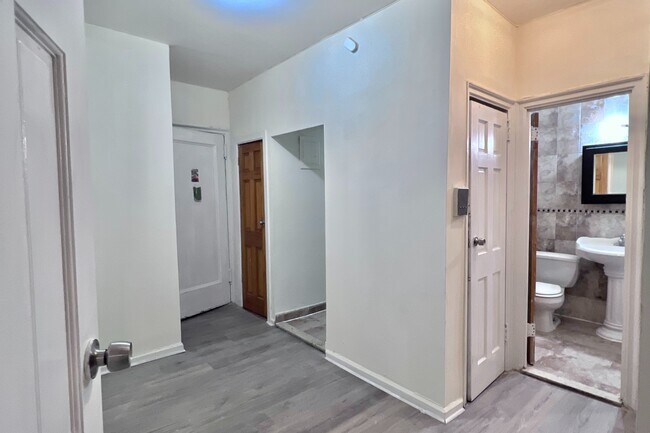 Floorplan - 30 Dongan Place