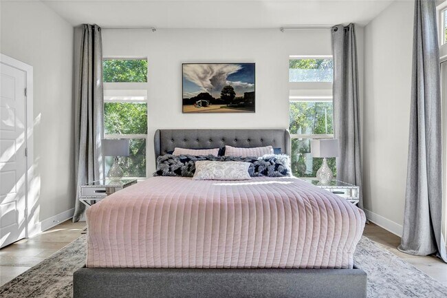 Building Photo - 3504 Clawson Rd