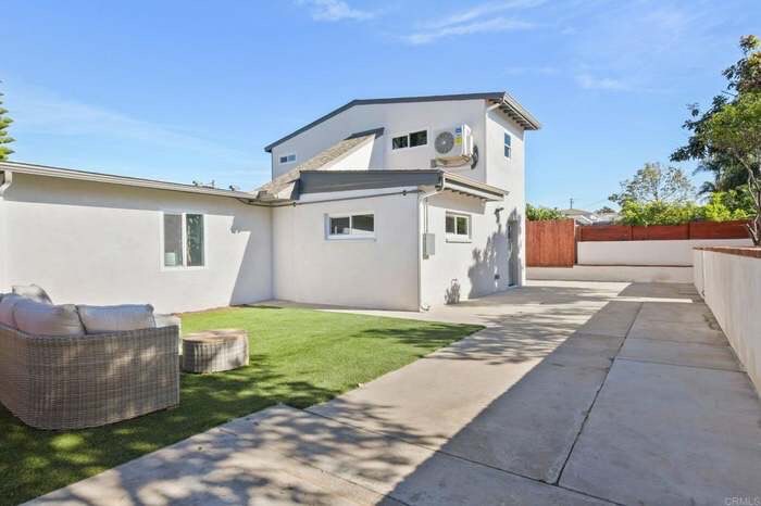 Building Photo - 6837 Celia Vista Dr