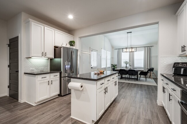 Building Photo - 14231 Angelina Dr