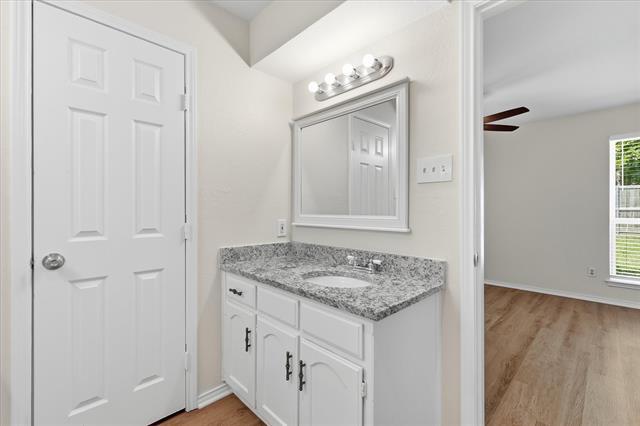 Building Photo - 7913 Pebblebrook Dr
