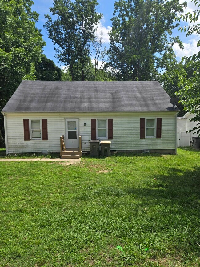 Building Photo - 115 Blackwelder Ave