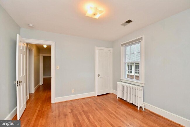 Building Photo - 4627 16th St N