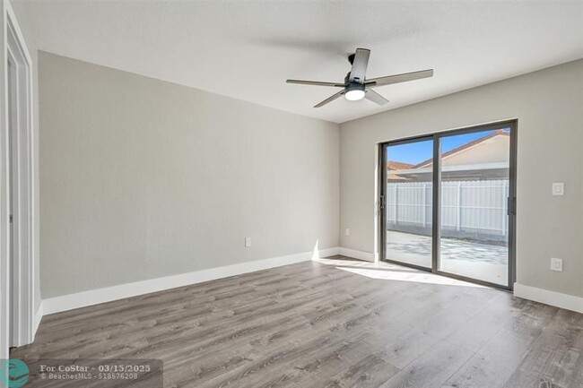 Building Photo - 2614 W 65th St