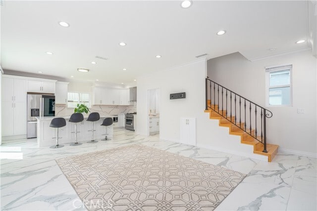 Building Photo - 8421 Bleriot Ave