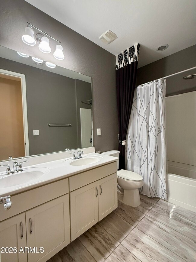 Building Photo - 9464 W Fallen Leaf Ln