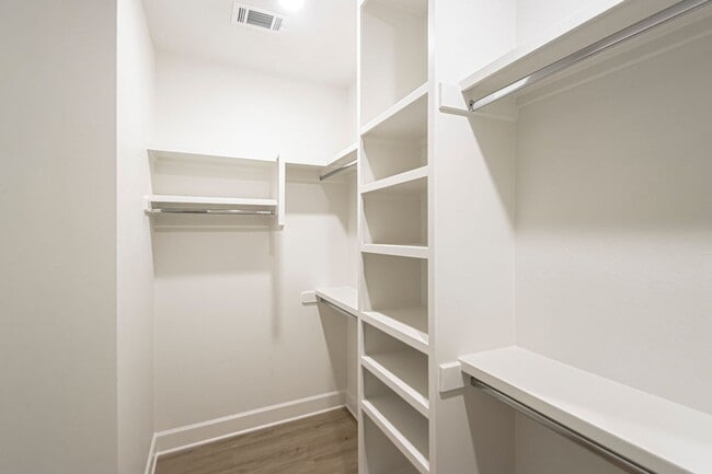 Building Photo - Newer Construction 3 bed 2 1/2 Bath, 2,20 sqft in West Little Rock