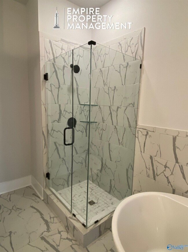 Building Photo - 318 Hay Rake Dr