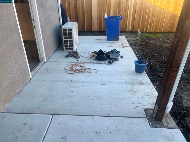 Building Photo - 215 Madison Ave