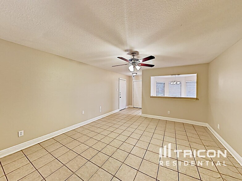 Building Photo - 4738 Black Rock St