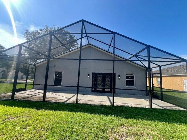 Building Photo - 30936 Burleigh Dr