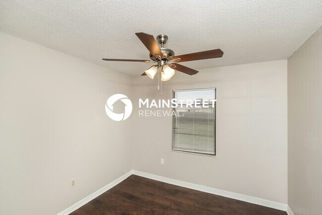 Building Photo - 3 Bedroom Pet-Friendly Home in PALM BAY, FL with Main Street Renewal