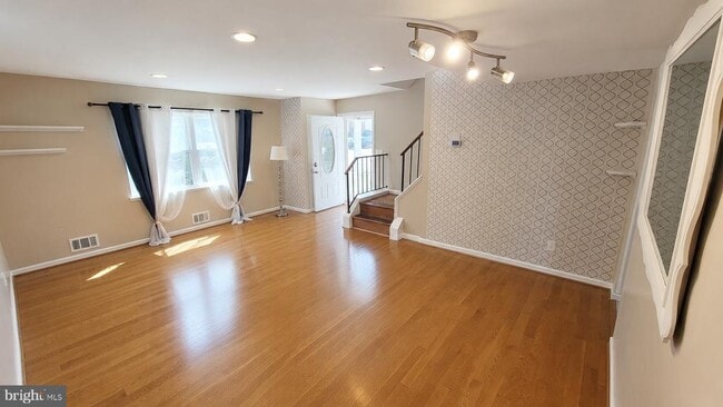 Building Photo - 4236 Slater Ave