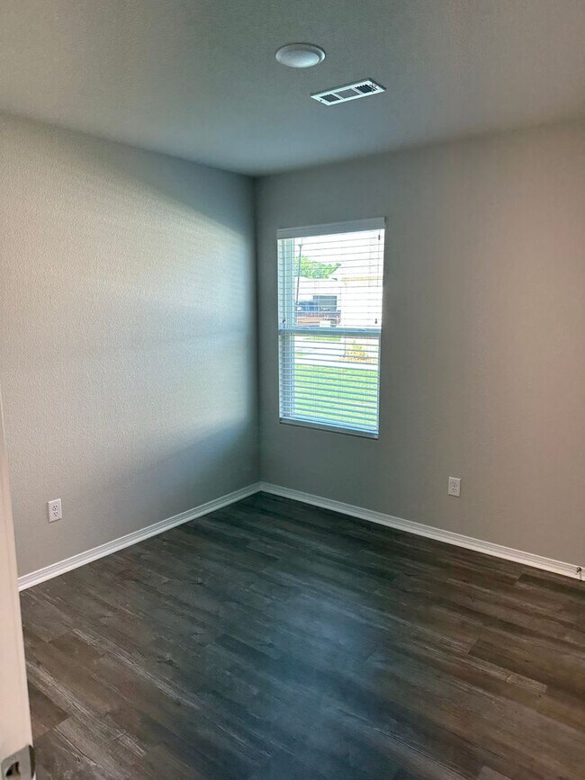 Building Photo - Stylish 3-Bed, 2-Bath Home in North Little Rock