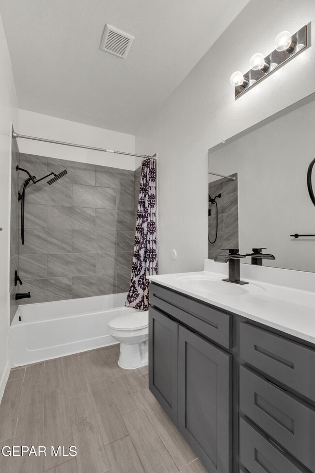 Building Photo - 2420 Tierra Delmonte Dr