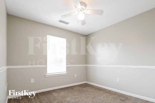 Building Photo - 234 Oxford Dr