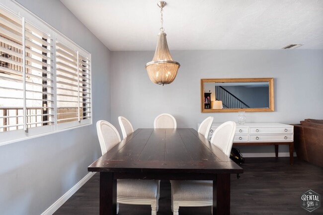 Building Photo - 12119 Rochester Ave