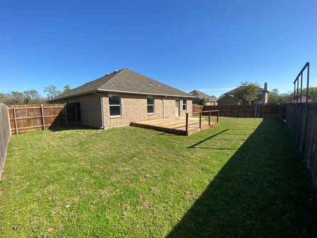 Building Photo - 2501 Saddlehorn Dr