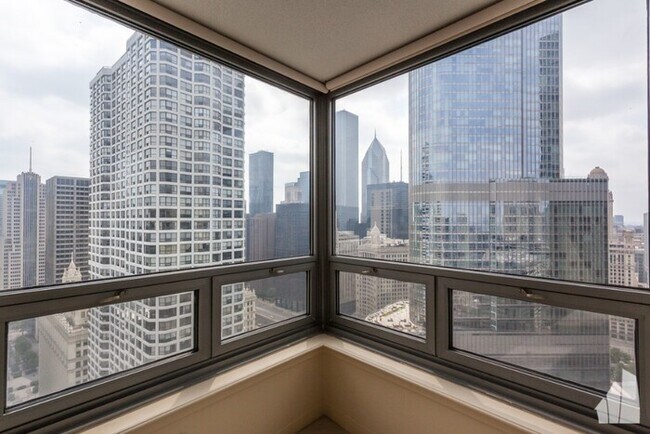 Building Photo - 450 N Wabash Ave