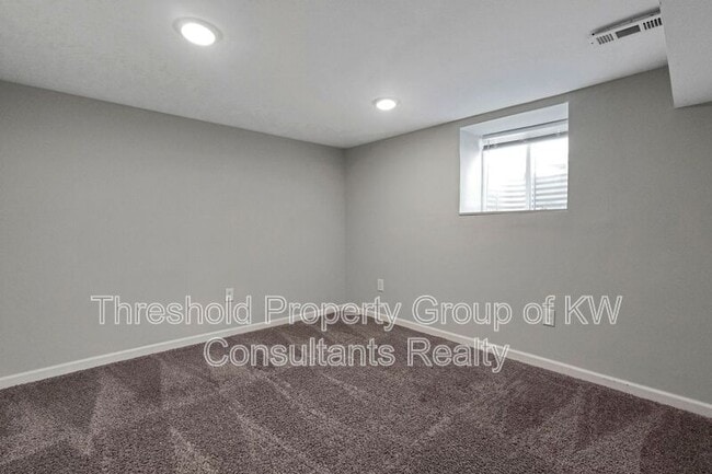 Building Photo - 60 E Patterson Ave