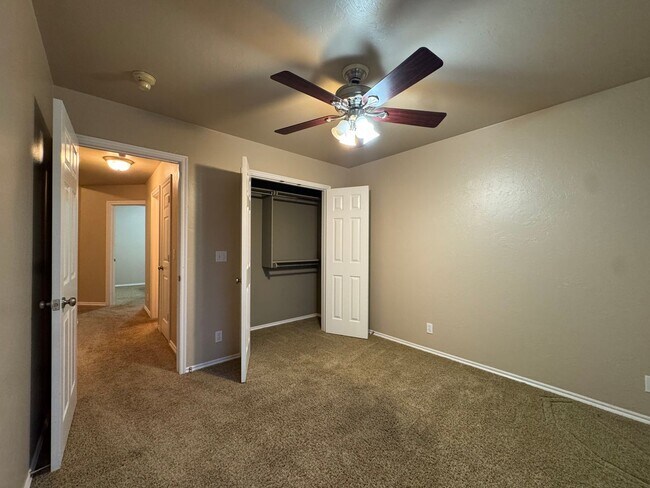 Building Photo - Spacious Home + North Edmond + 3 bedrooms + Study + Edmond Schools + Storm Shelter