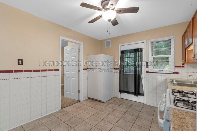 Building Photo - 8253 Frost Ave