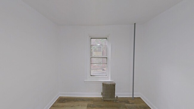 Building Photo - 5012 Old York Rd