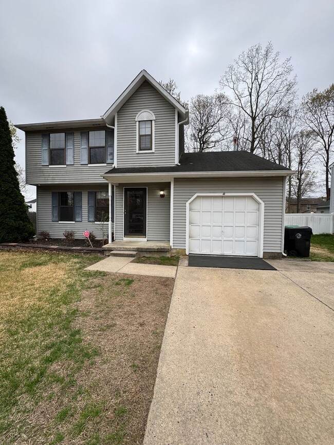 Primary Photo - Perfect Single Family House Rental in Sick...