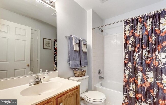 Building Photo - 6809 Stone Maple Terrace