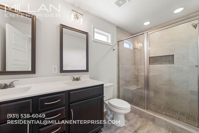 Building Photo - Spacious & Updated 3/2.5 Home Near Fort Ca...