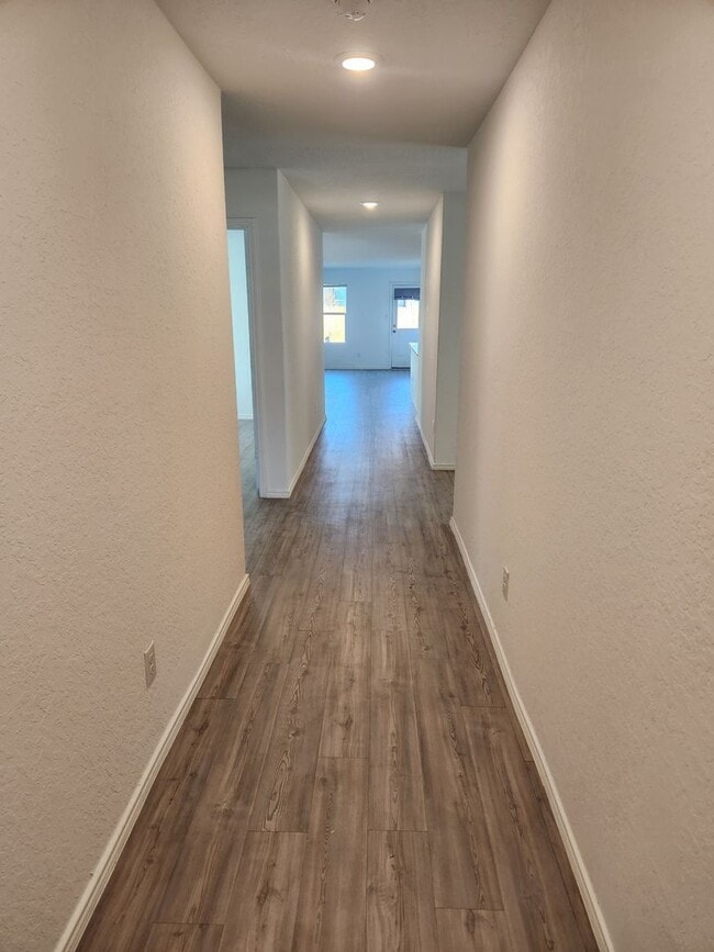 Building Photo - PALOMA Subdvison/ Converse Area