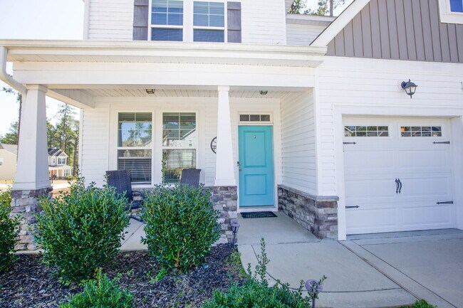 Building Photo - "Spacious 4-Bedroom Home with 2.5 Baths in...