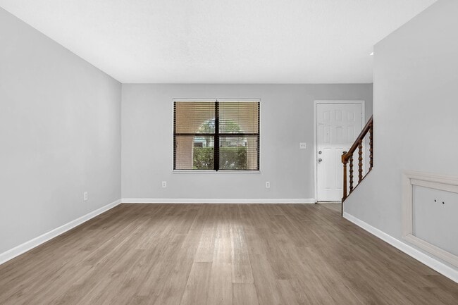 Building Photo - 622 Bowers Ln