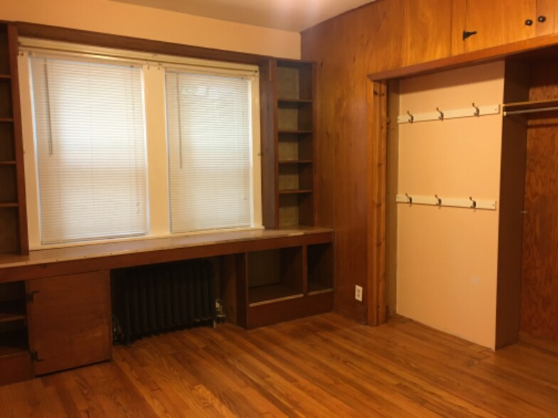 Building Photo - 2277 Shady Ave