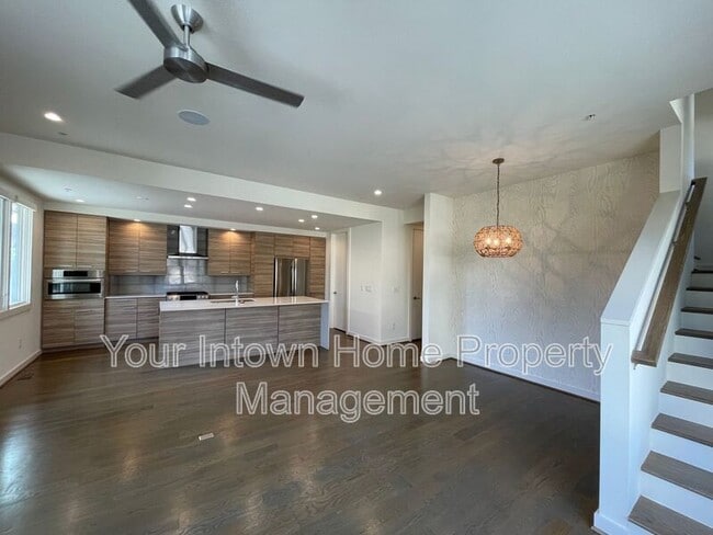 Building Photo - 504 Rankin St NE