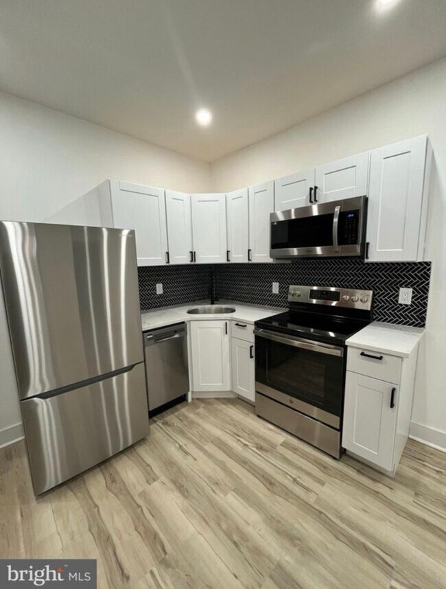 Building Photo - 4817 N 15th St