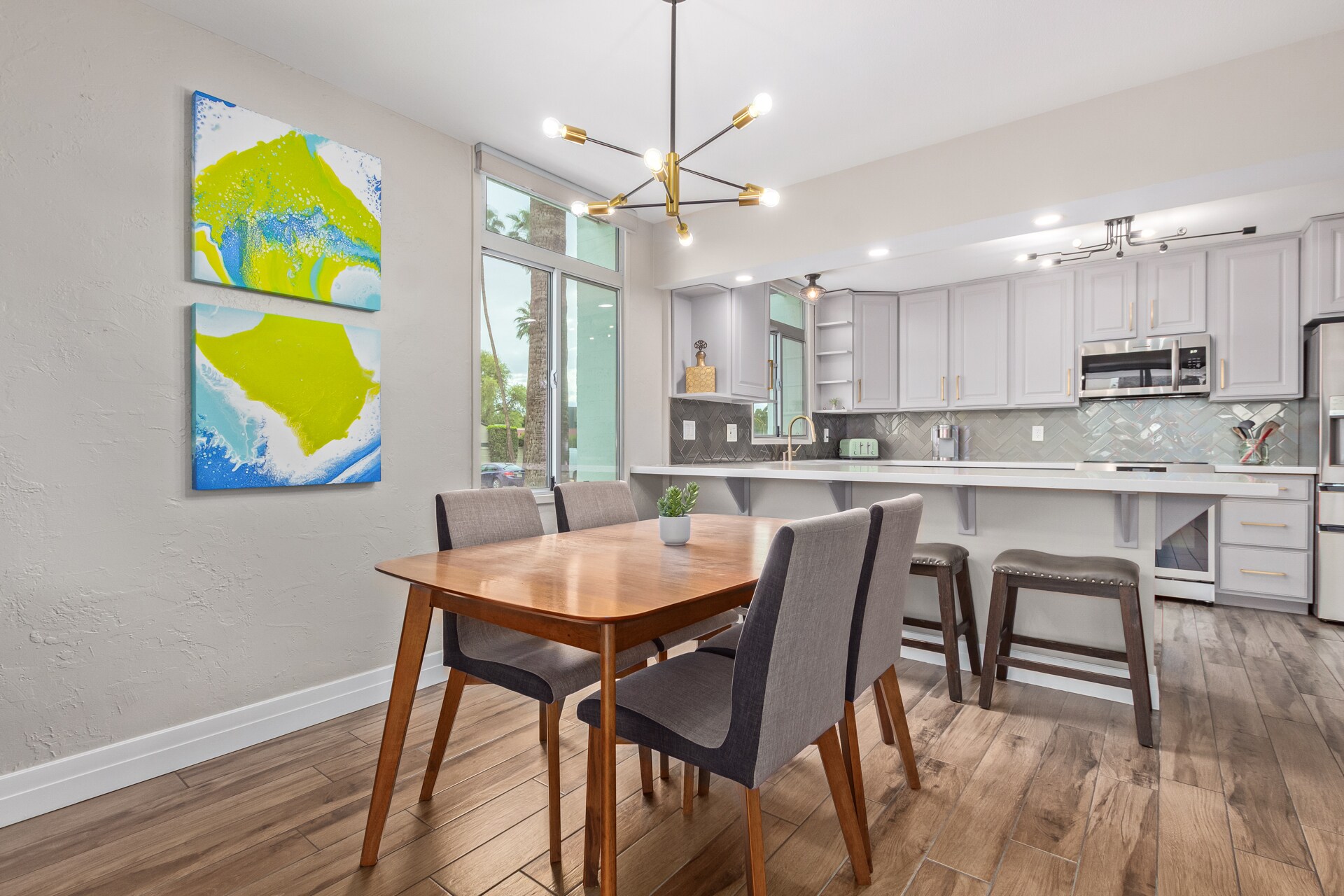 Building Photo - 6502 N Central Ave