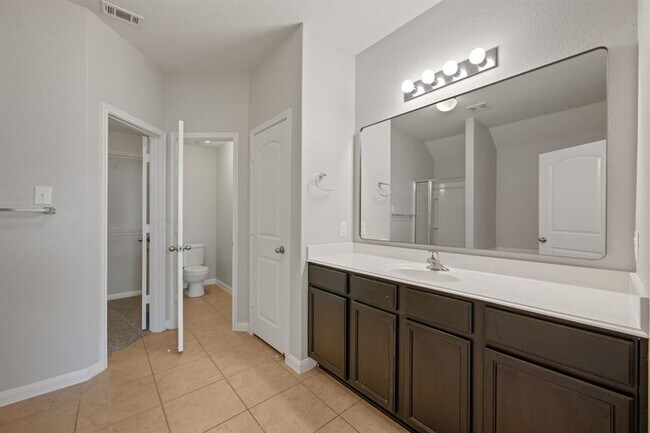 Building Photo - 19717 Per Lange Pass