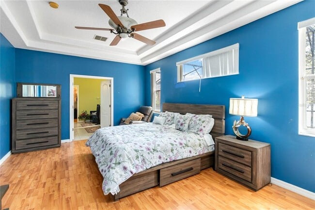 Building Photo - 12134 Shadowbrook Ln