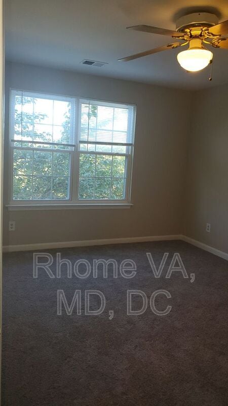 Building Photo - 1129 Huntmaster Terrace NE