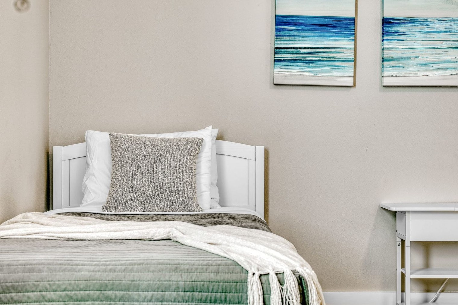 Building Photo - 1669 Colleen St