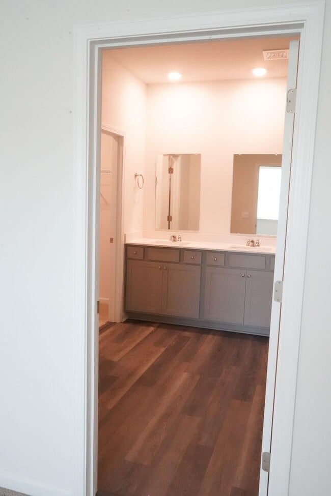 Building Photo - Available Soon!